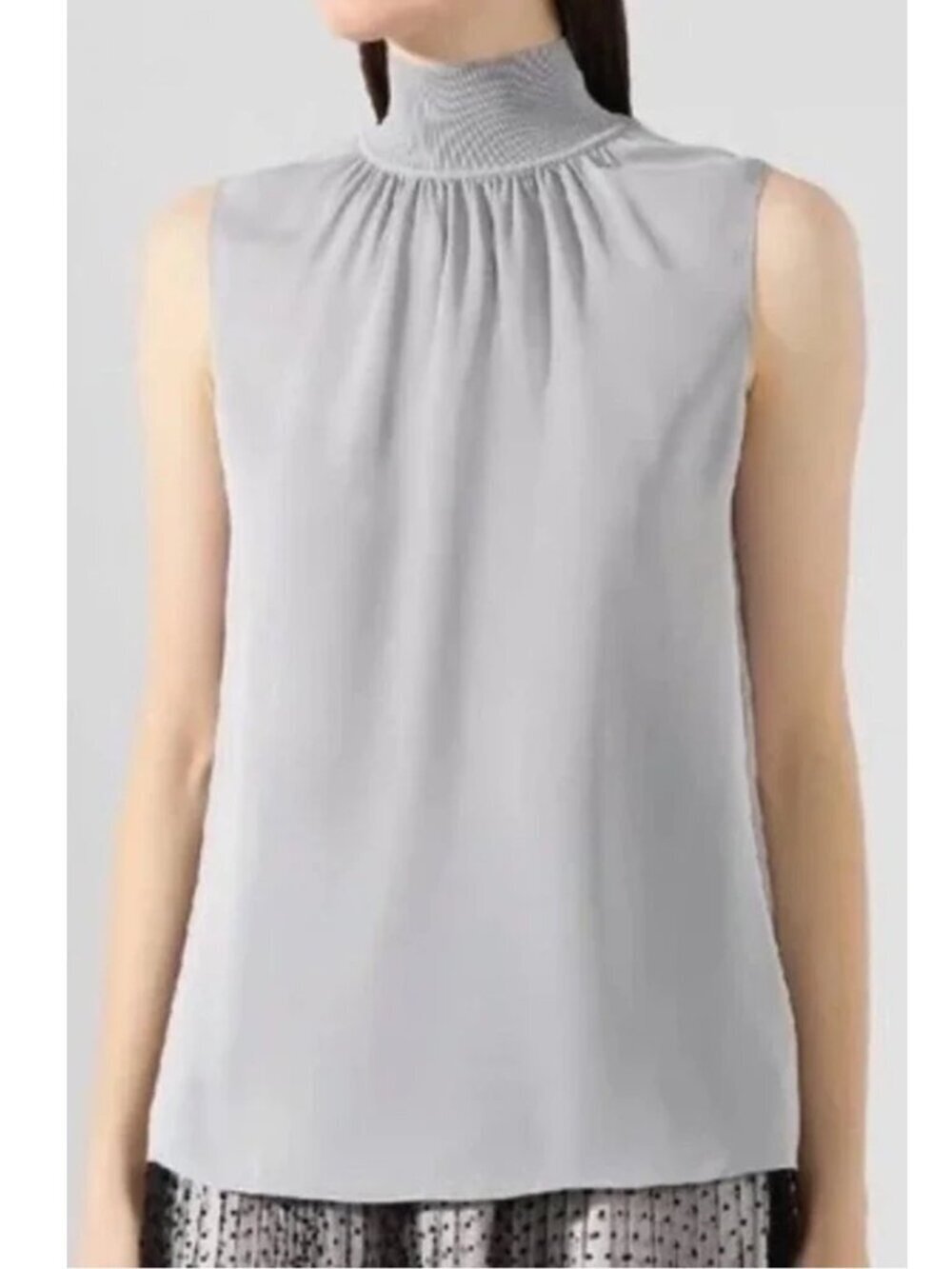 New Theory Ribbed Neck Shell Silk Combo Light Grey Top Size M